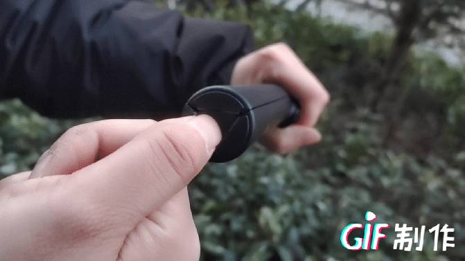 自拍杆三脚架一键变焦记录美好瞬间！尊龙凯时网站小米变焦支架自拍杆2(图2)